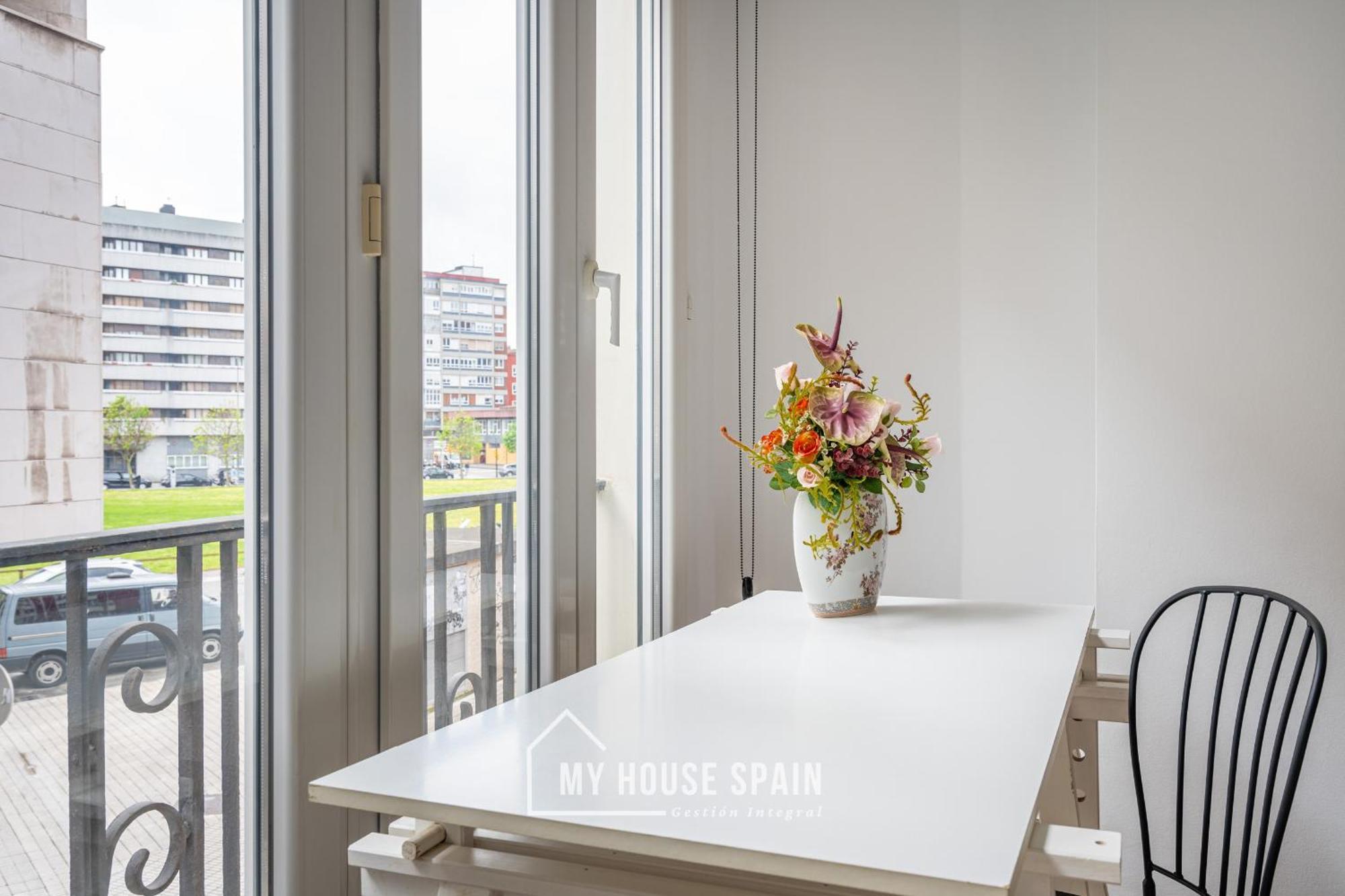 Myhousespain - Piso Reformado En El Centro 기욘 외부 사진