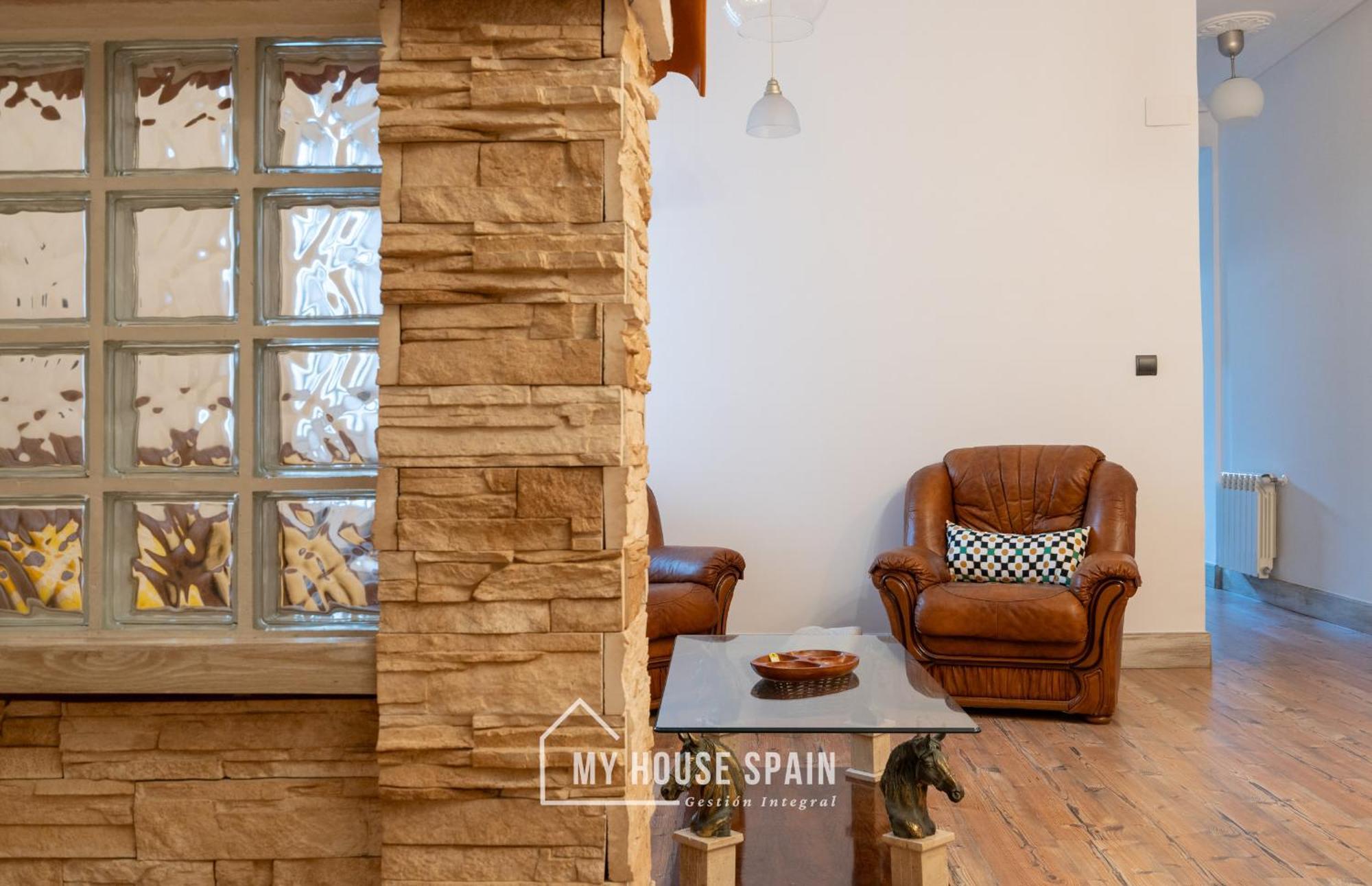 Myhousespain - Piso Reformado En El Centro 기욘 외부 사진