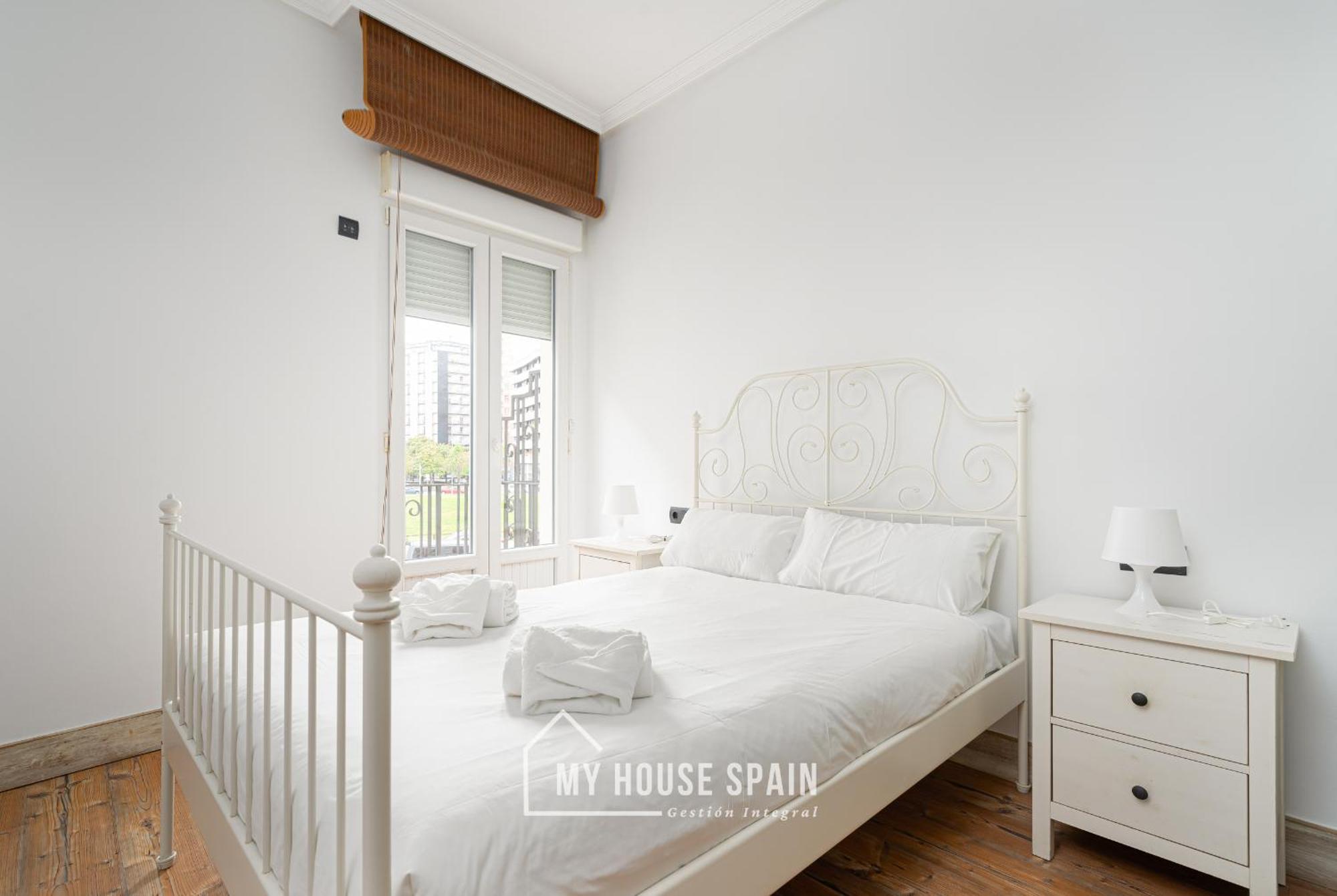 Myhousespain - Piso Reformado En El Centro 기욘 외부 사진