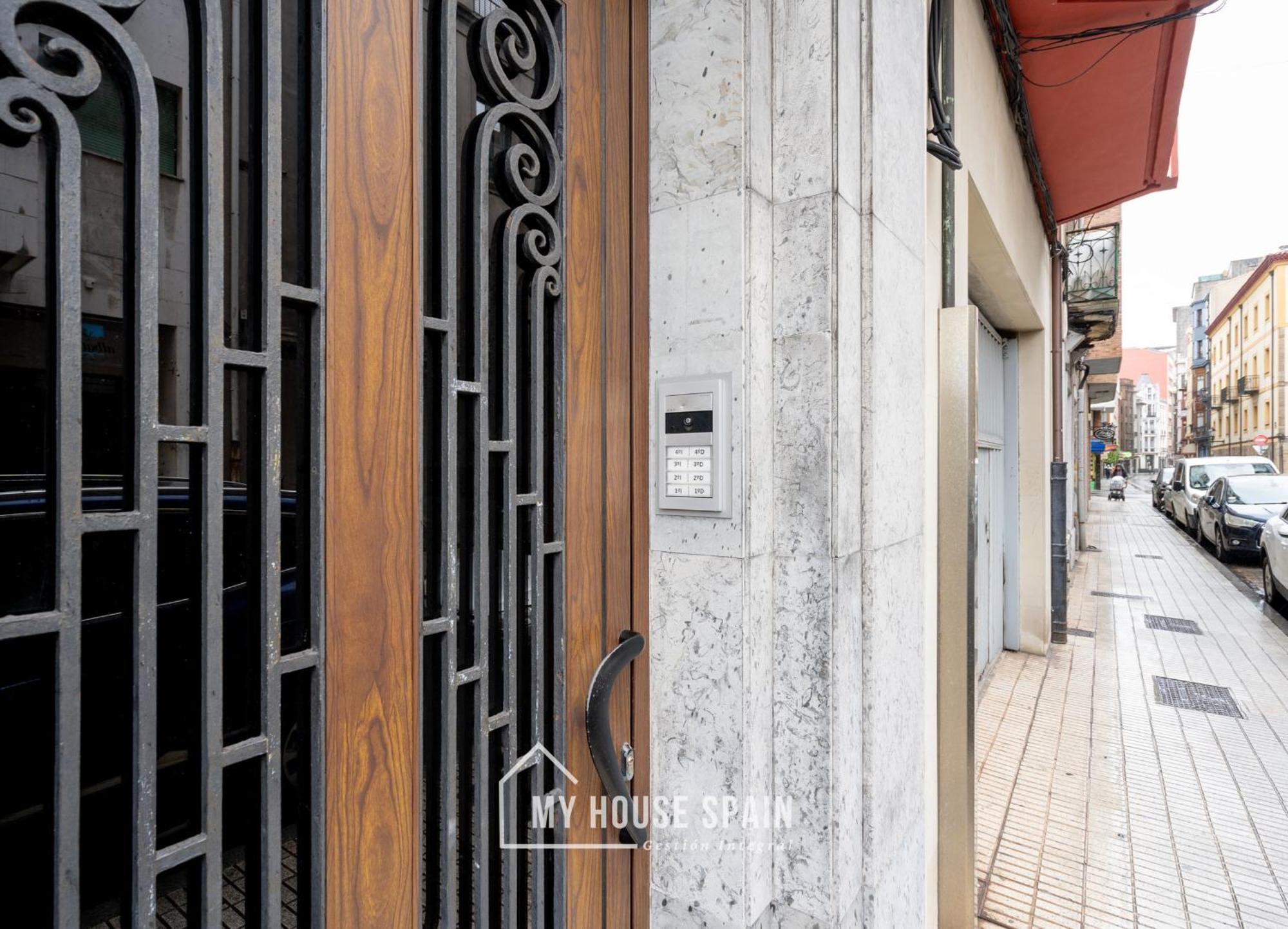 Myhousespain - Piso Reformado En El Centro 기욘 외부 사진