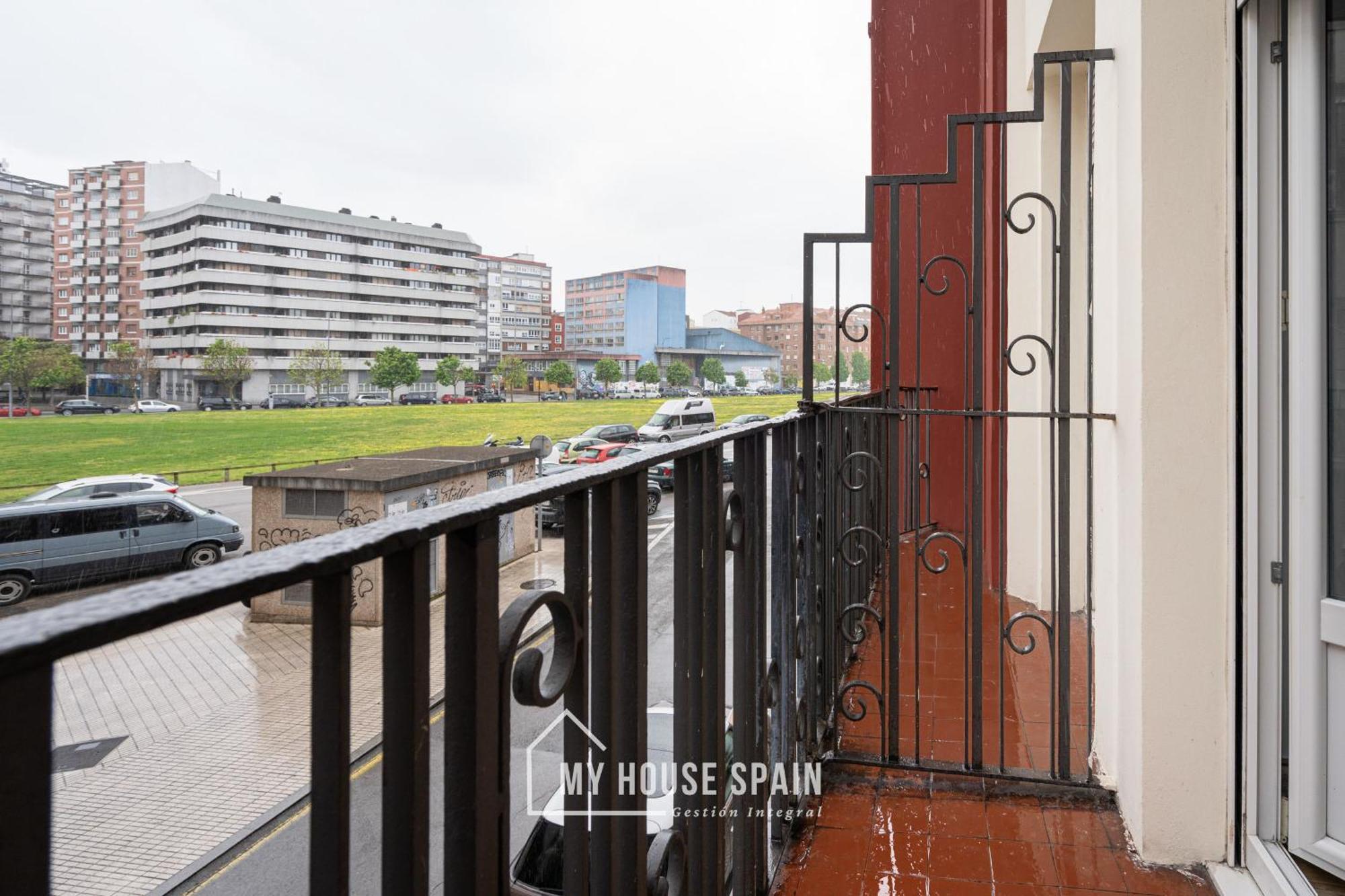 Myhousespain - Piso Reformado En El Centro 기욘 외부 사진
