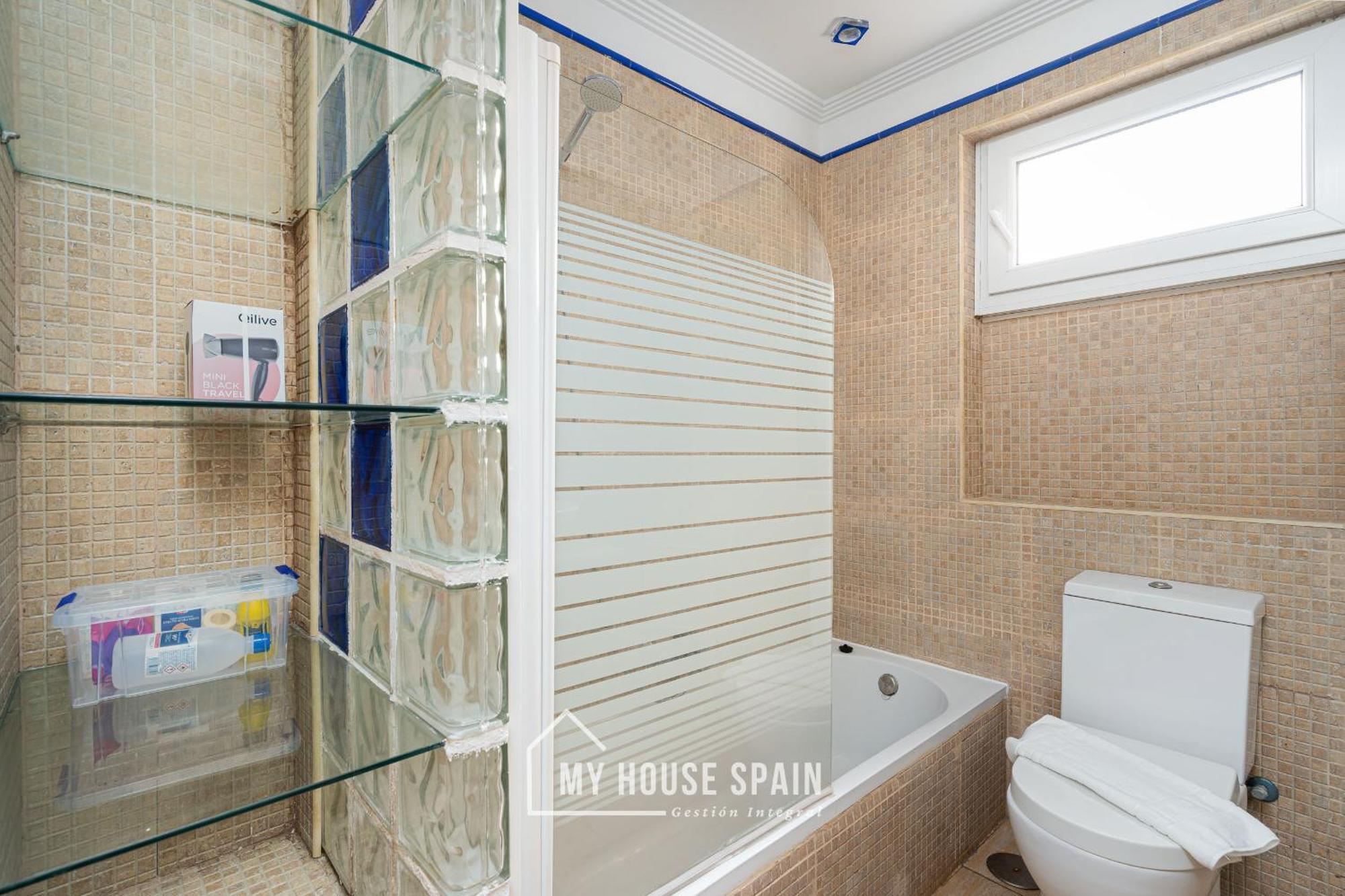 Myhousespain - Piso Reformado En El Centro 기욘 외부 사진